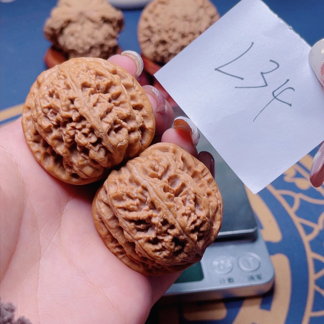 文玩核桃把件粗筋43