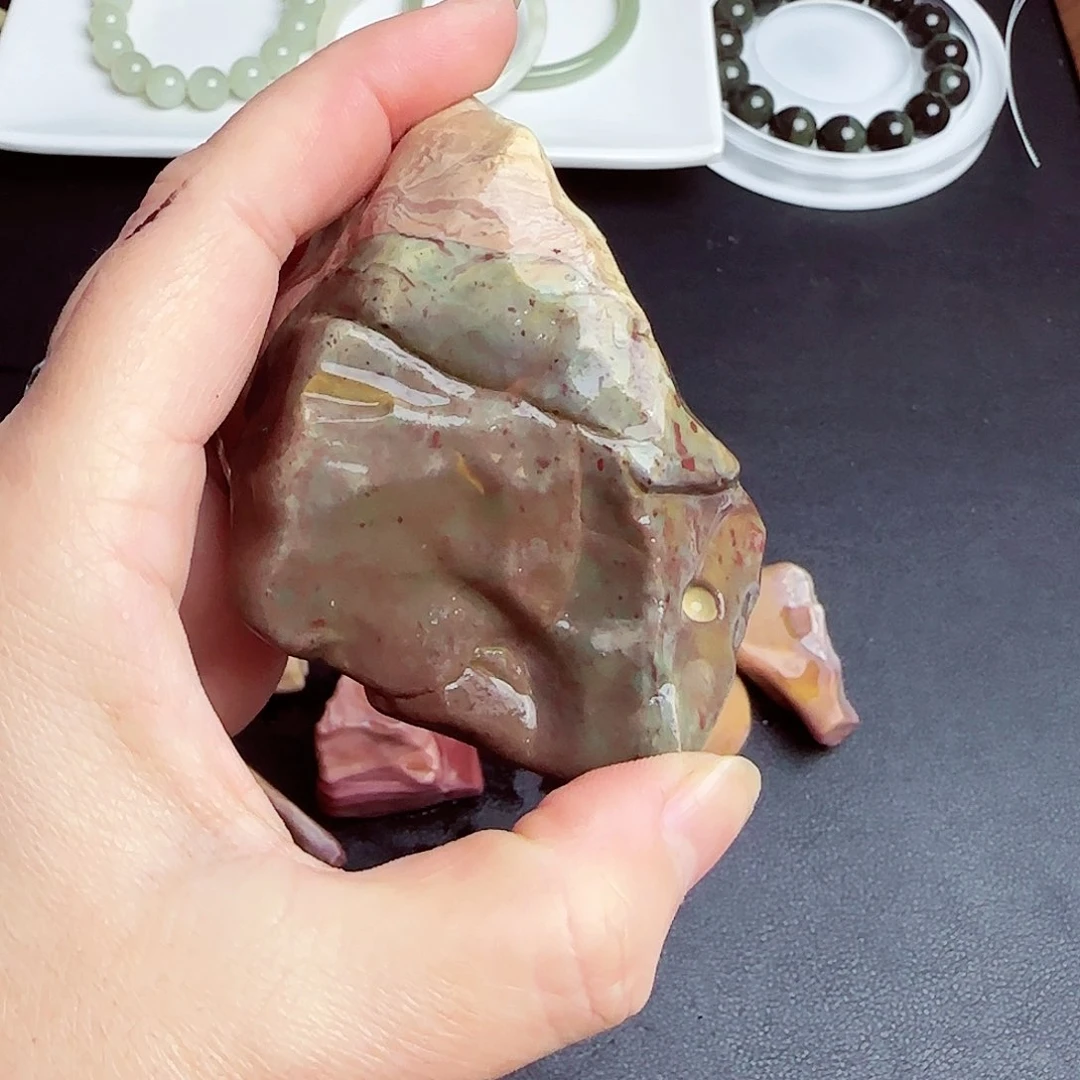 玛瑙/玉髓颈饰未镶嵌?**笑