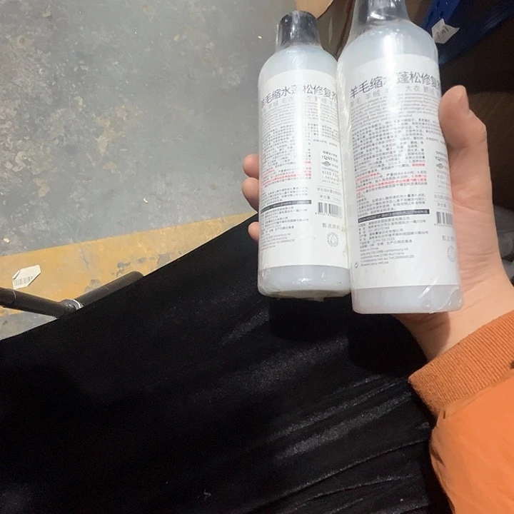 羊毛衫缩水，蓬松修复剂拍一发二。