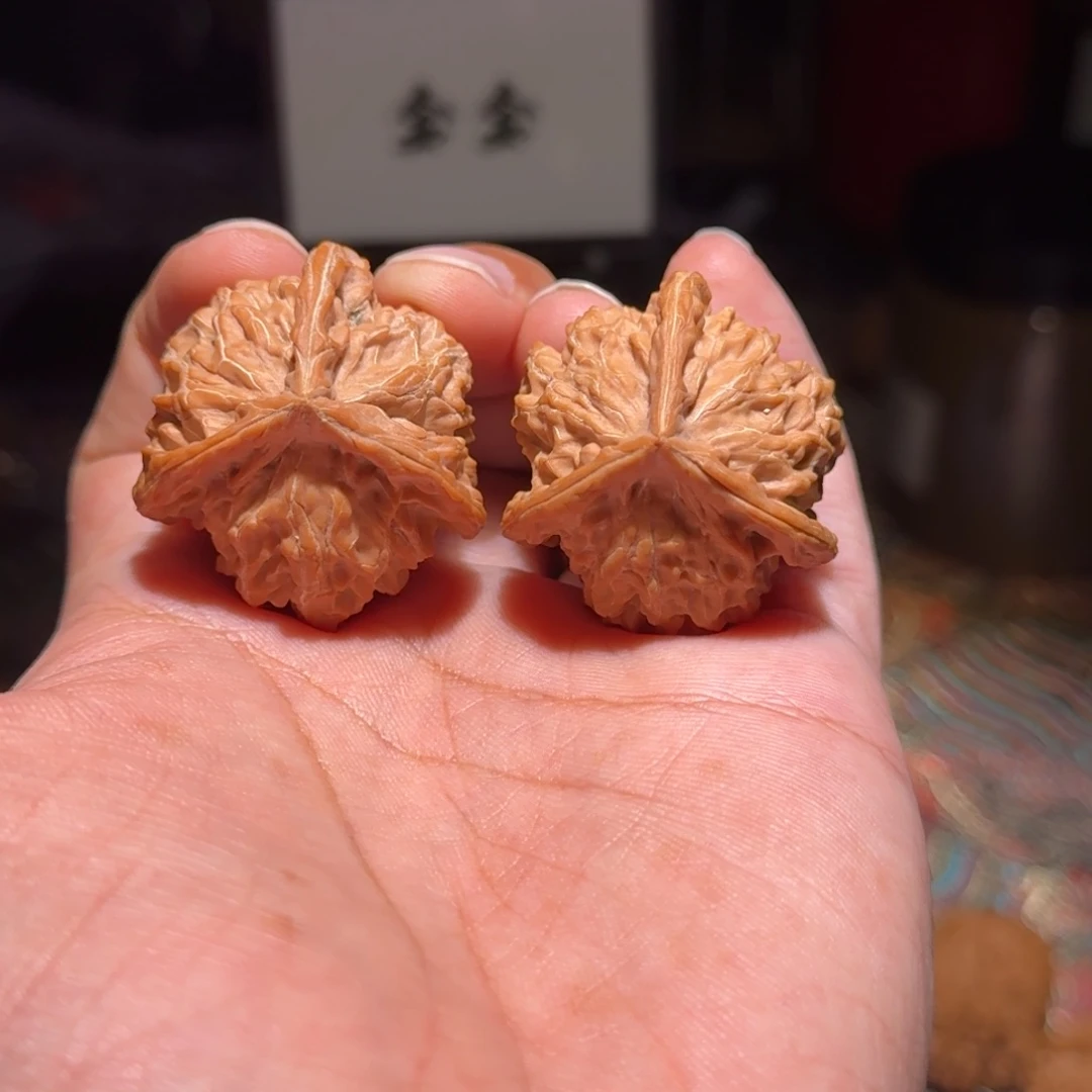 文玩核桃把件1694盘山奔奔，尺寸36