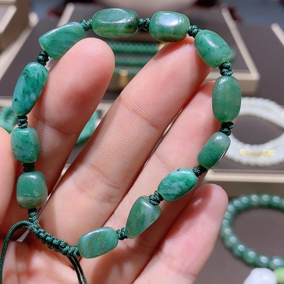 独山玉未镶嵌手串