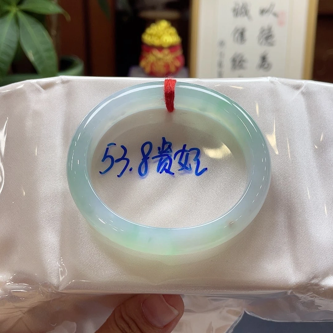 翡翠未镶嵌手镯2 号