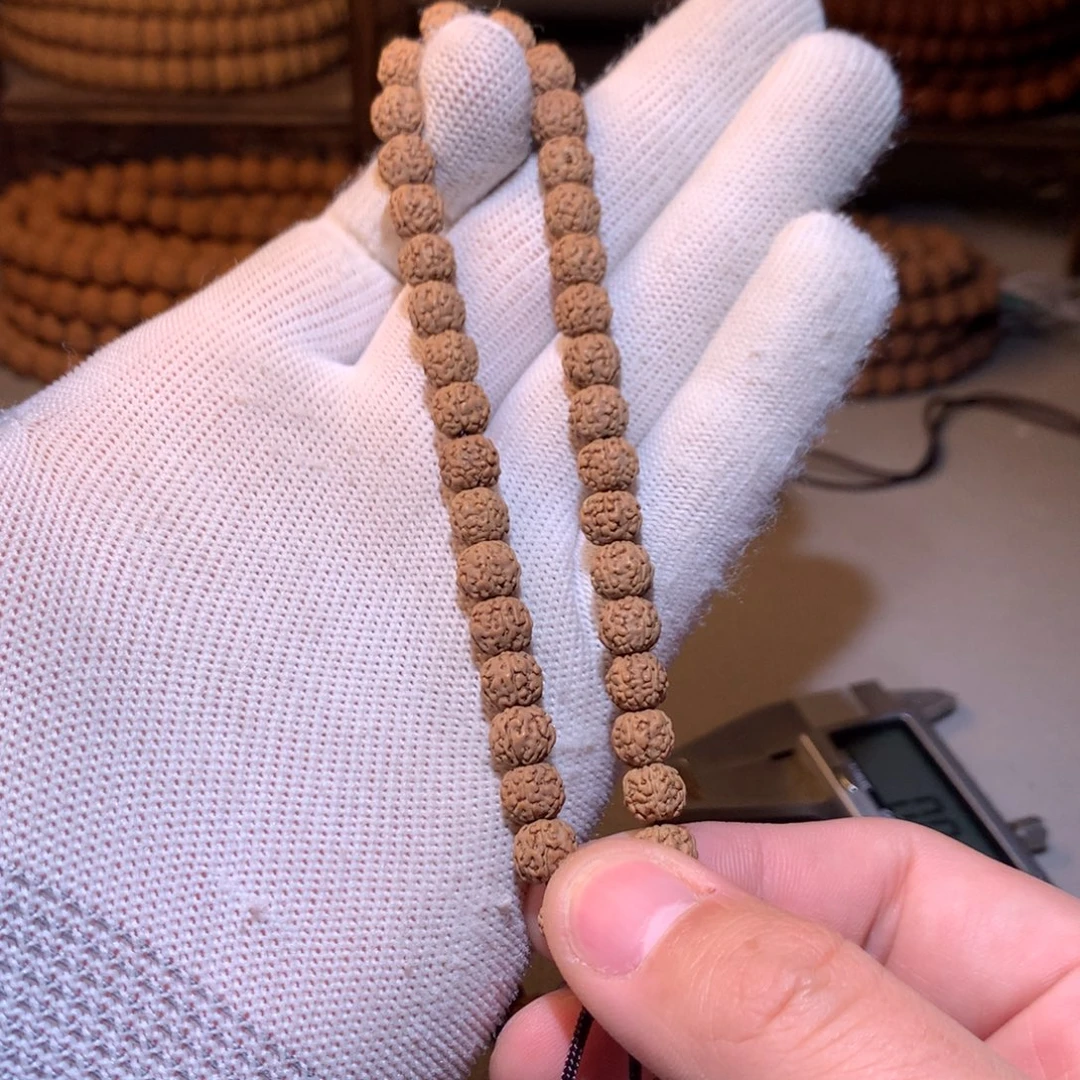 金刚菩提手串微瑕籽闷墩龙7.6mm