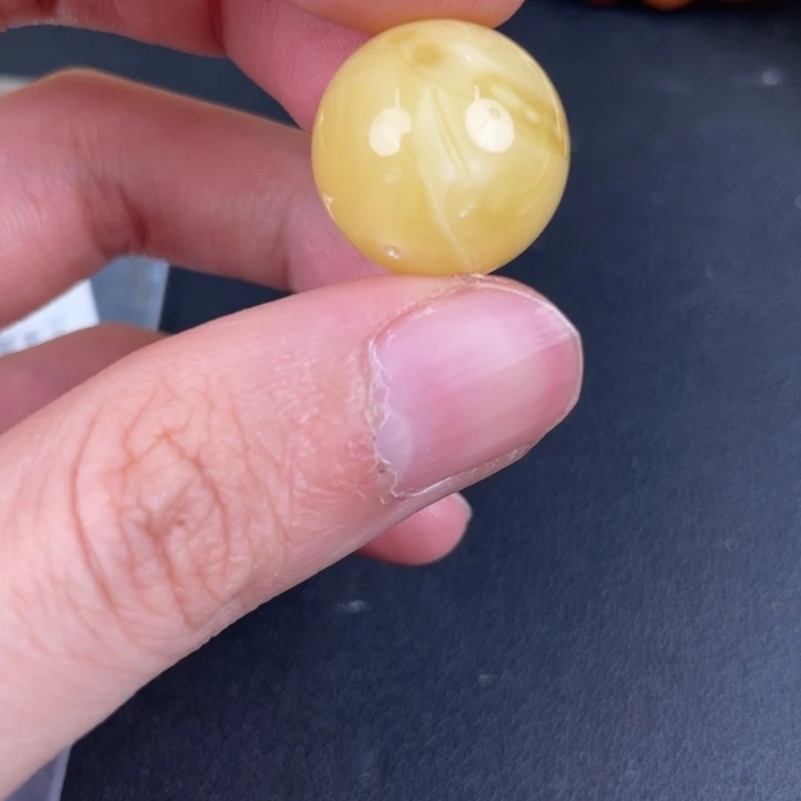 琥珀裸石未镶嵌天然42