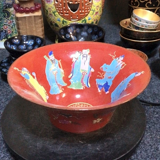 瓷片瓷器一件，品相完整