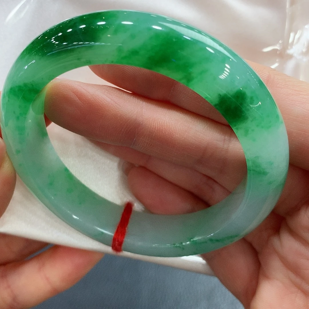 翡翠未镶嵌手镯54.5正圈