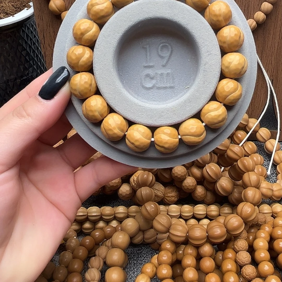 手串猴头核桃猴头核桃钻石面卷卷酥