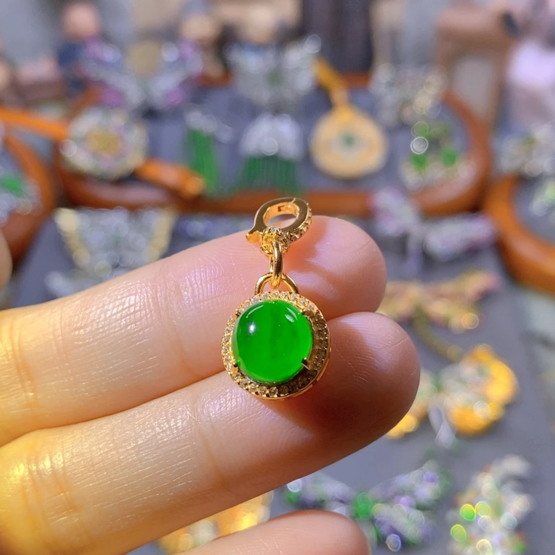 颈饰银S925镶嵌翡翠