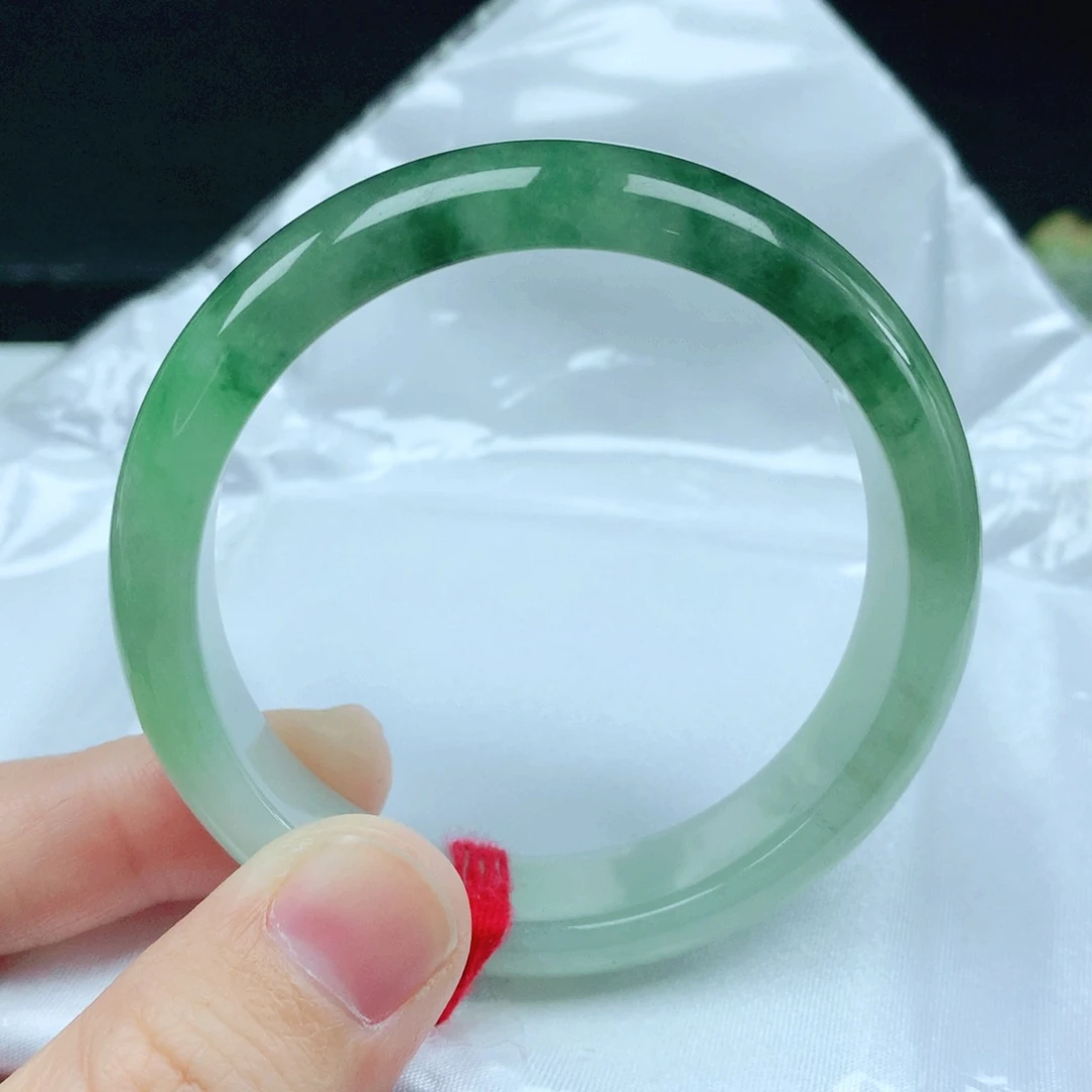 未镶嵌手镯翡翠52