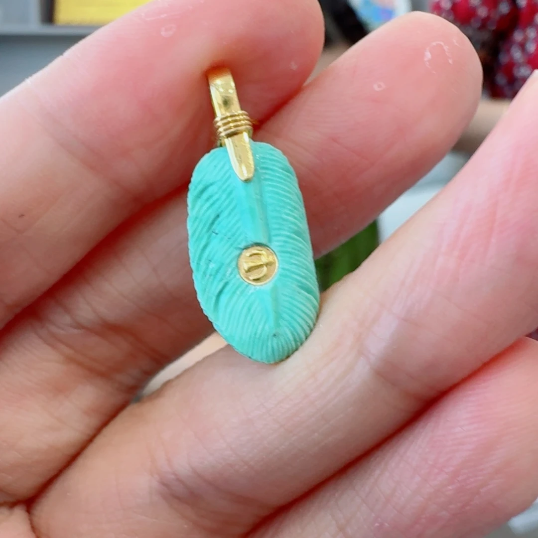 18K金镶嵌绿松石珠宝奇石