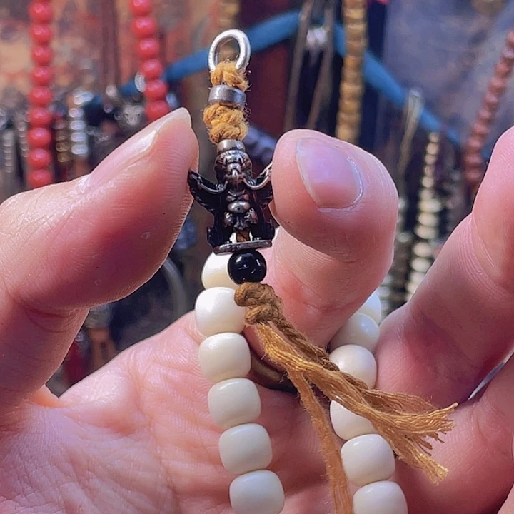 福利侧挂一套福利出