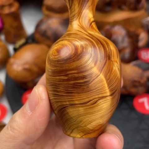 【闪购商品】柏木（崖柏）德**园正宗太行陈化黑油龙胆闪电花瓶