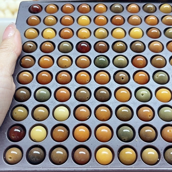 白玉菩提吊坠微瑕11焦糖园100卡灯牌宠100