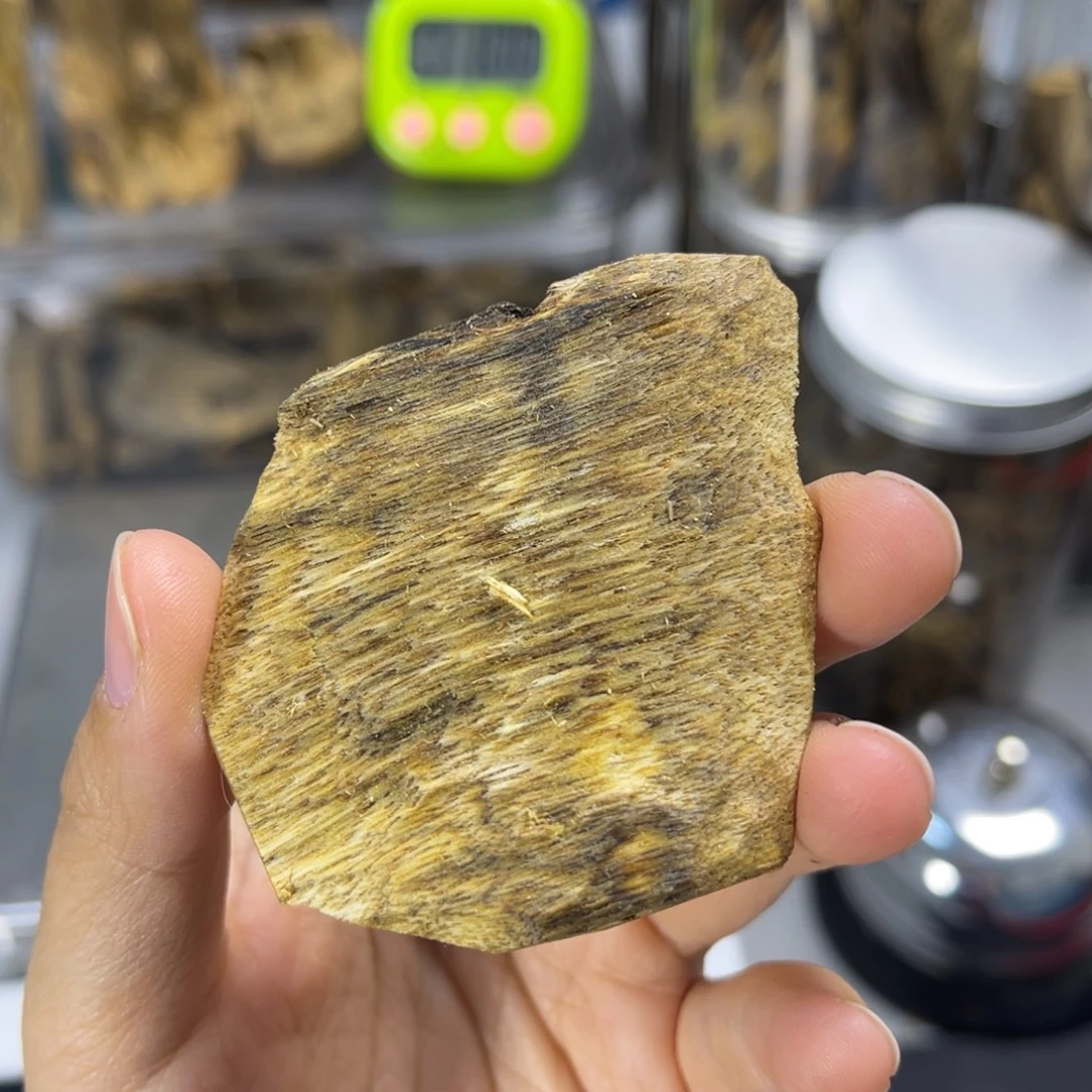 天***合沉香碎屑沉香海南棋楠块料003