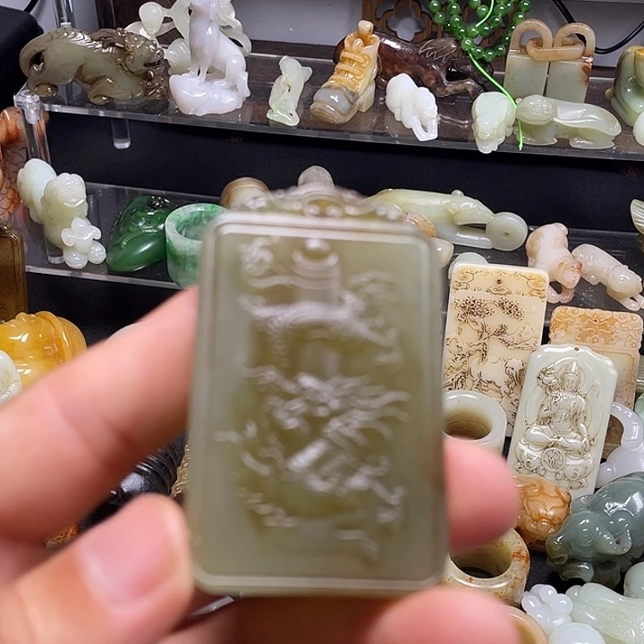 和田玉（糖玉）未镶嵌颈饰