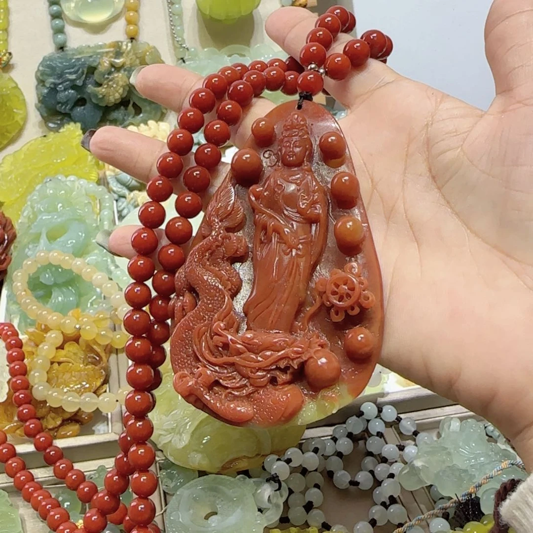 未镶嵌蛇纹石玉吊坠中**哥