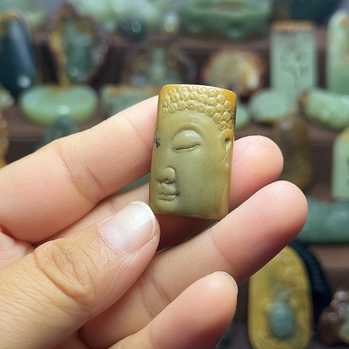 岫岩河磨玉（透闪石质玉）未镶嵌颈饰