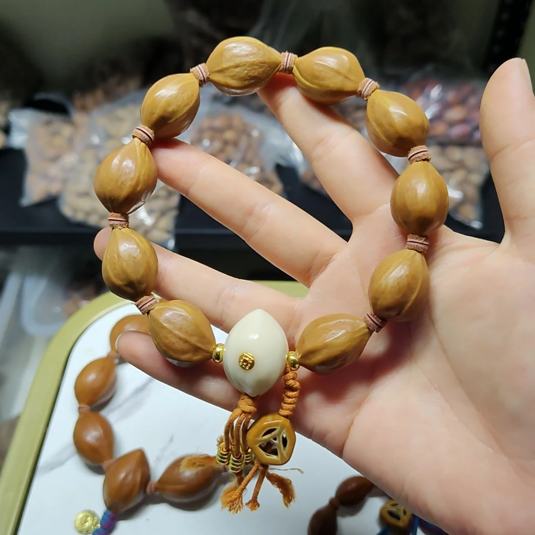 吊坠橄榄核1724尺寸德庆王小世界