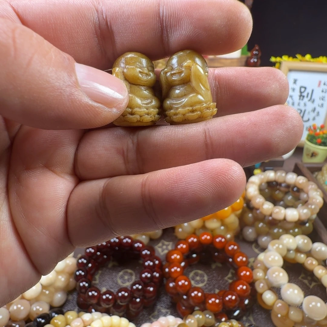 Z***M皮质高级牛骨雕刻