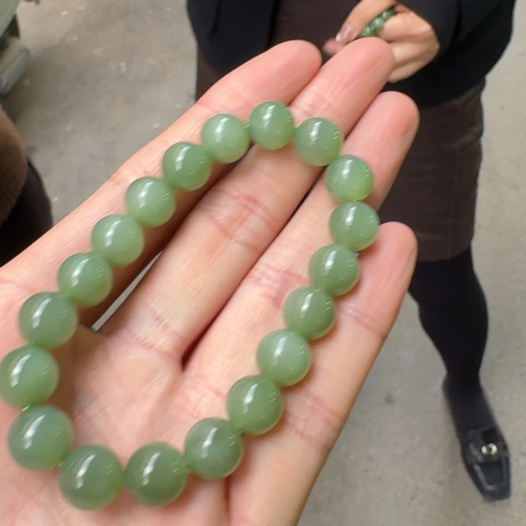 和田玉未镶嵌颈饰1130仙女卡10左右