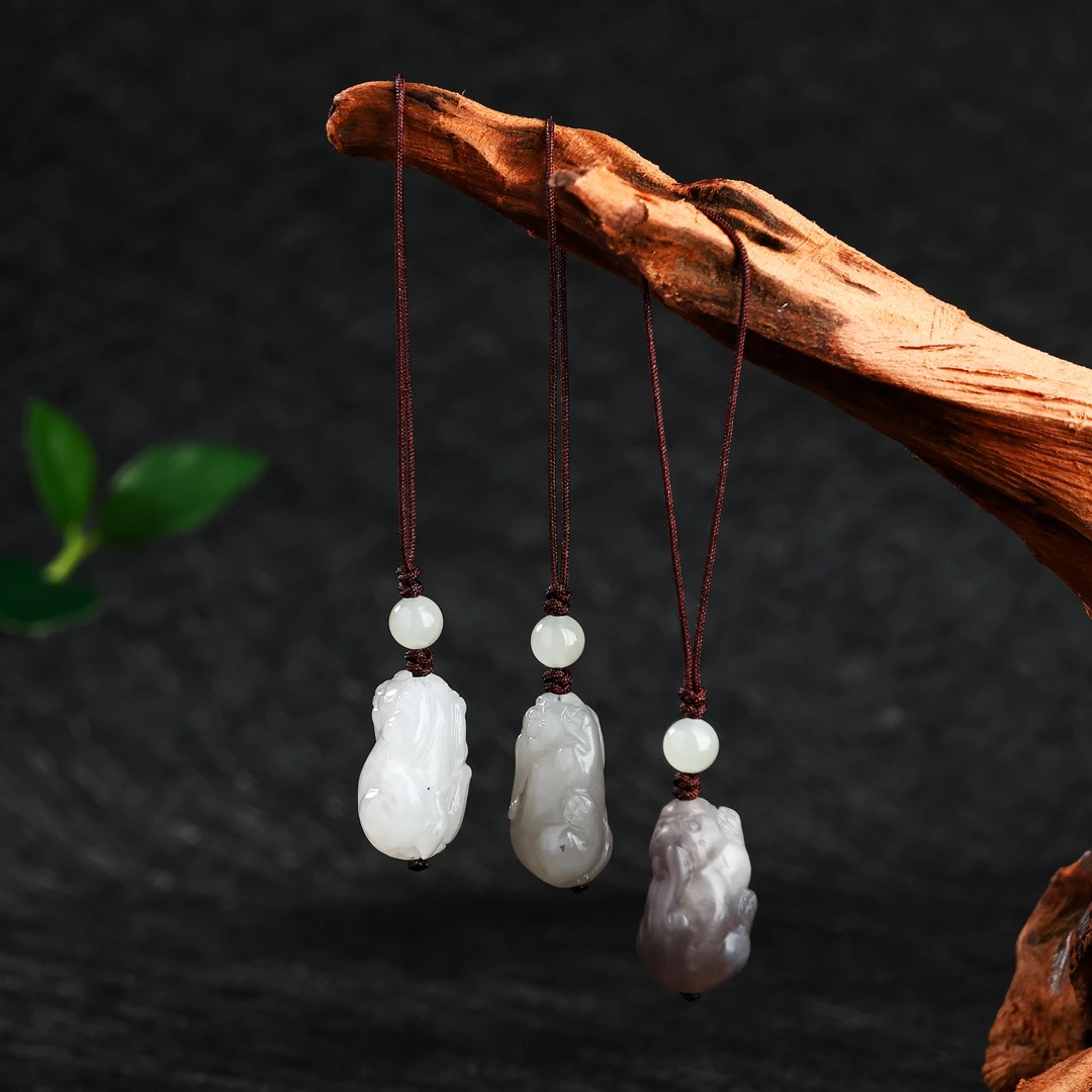 和田玉貔貅挂件多样性发一件