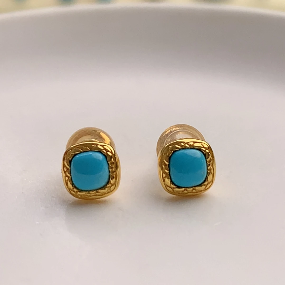 银S925镀金镶嵌绿松石方糖耳钉