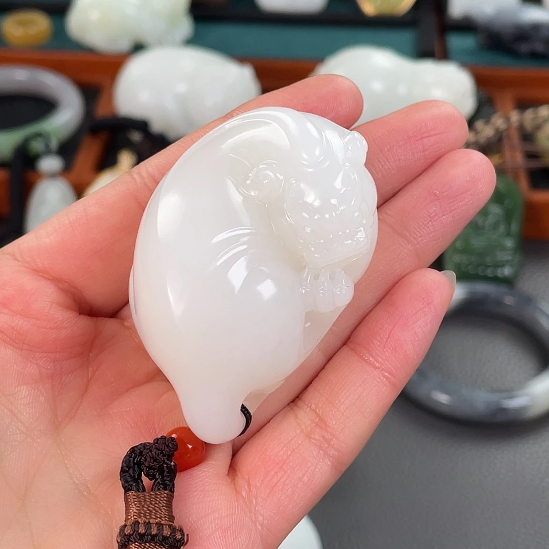 未镶嵌和田玉把件