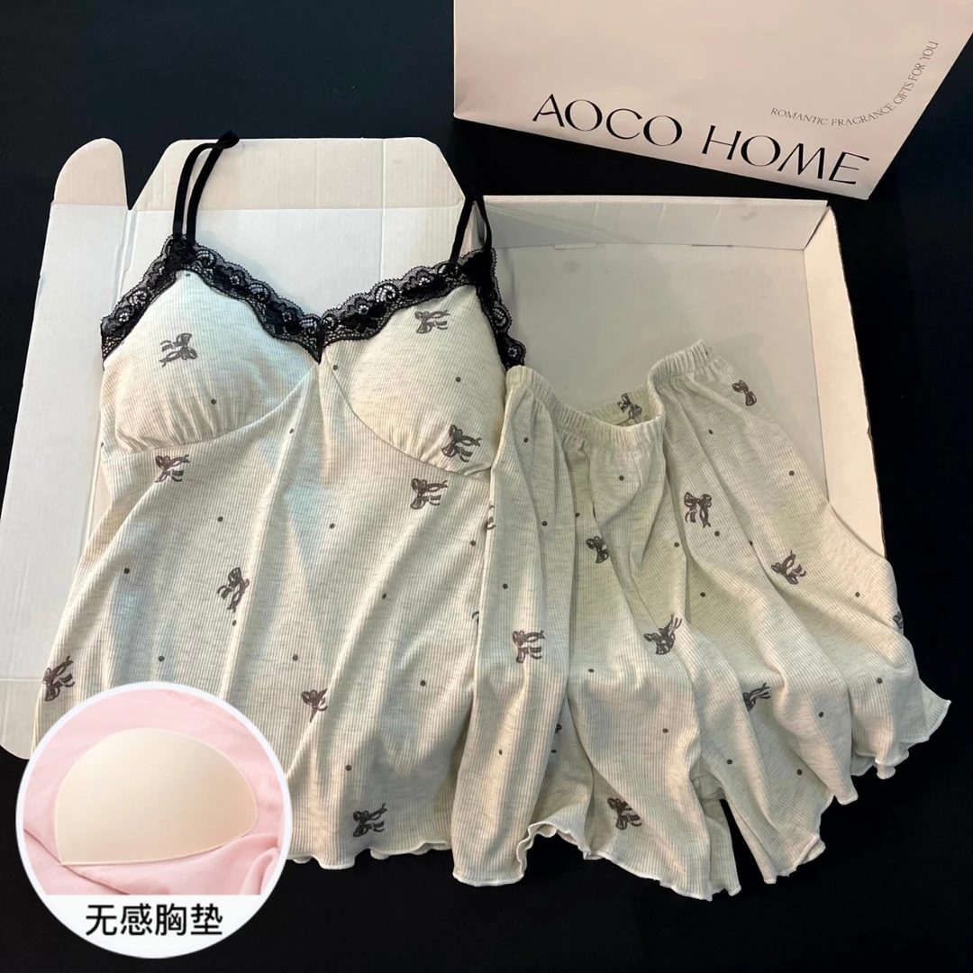 吊带睡衣女夏季网红风大码凉感带胸垫2025新款蕾丝领结套装家居服