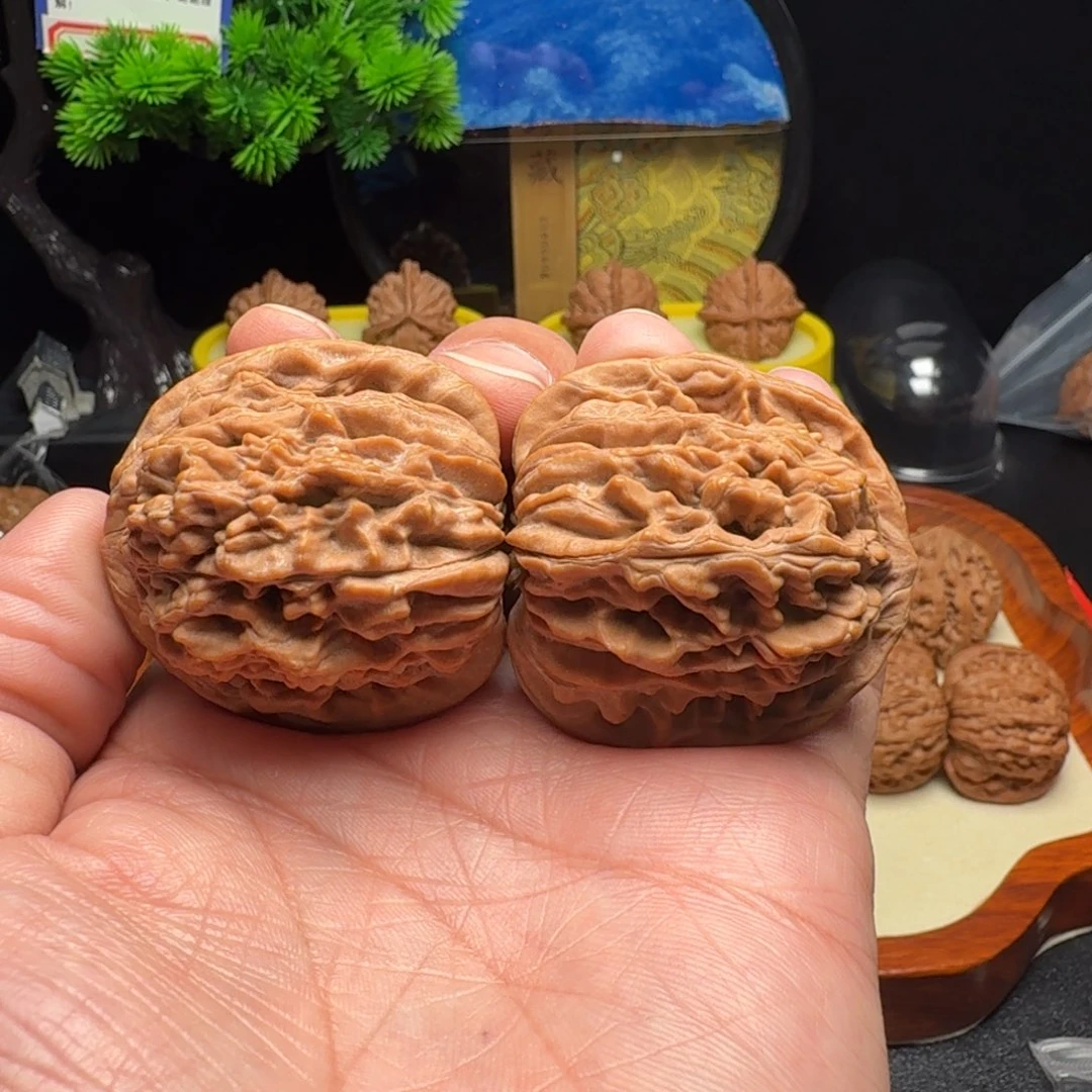 爱***馨把件文玩核桃全品四座楼42
