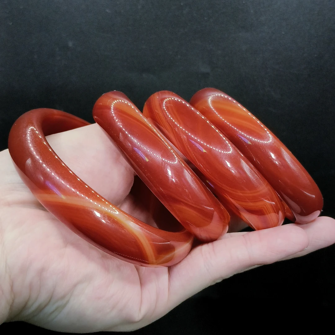 【李想精选】牛血红宽条手镯J7【多样性发其一】圈口54-62mm