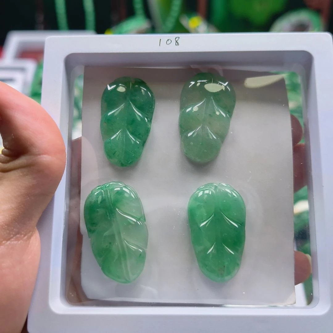 石英质玉（非洲翠）未镶嵌非洲翠树叶非洲翠树叶小物件