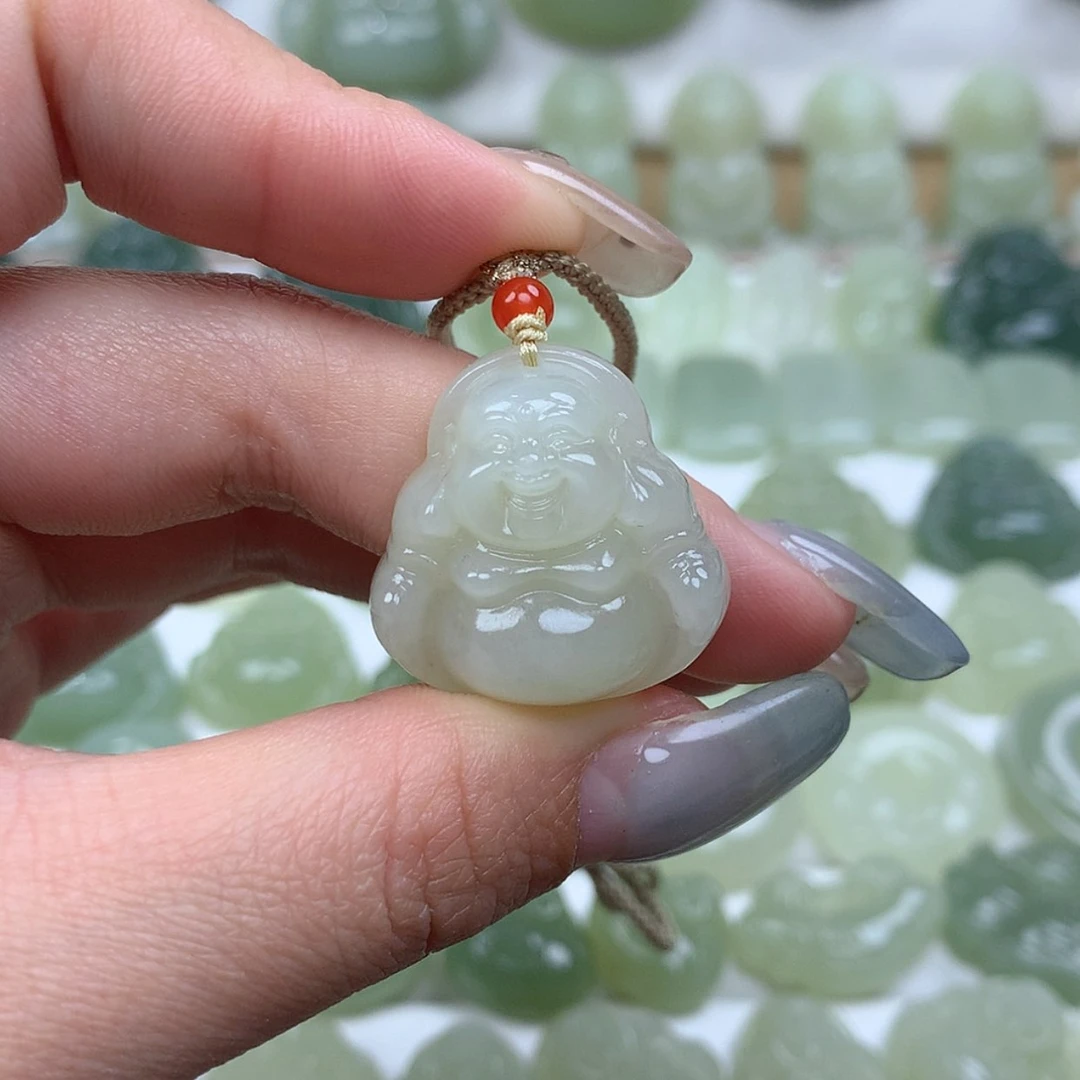 【闪购商品】颈饰未镶嵌和田玉