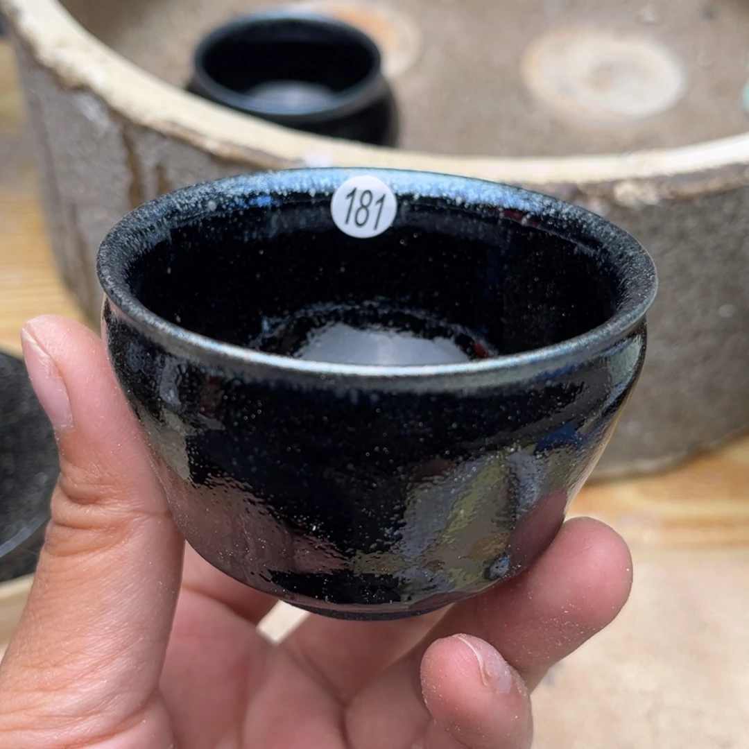 茶盏义兴龙窑坚持真柴烧