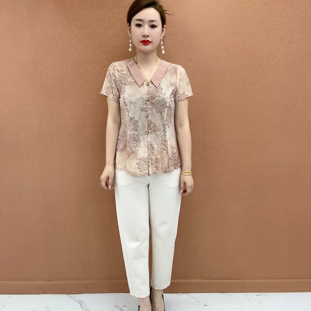 夏季夏装妈妈装宽松中老年上衣T恤女减龄洋气显瘦短袖女士花衣服