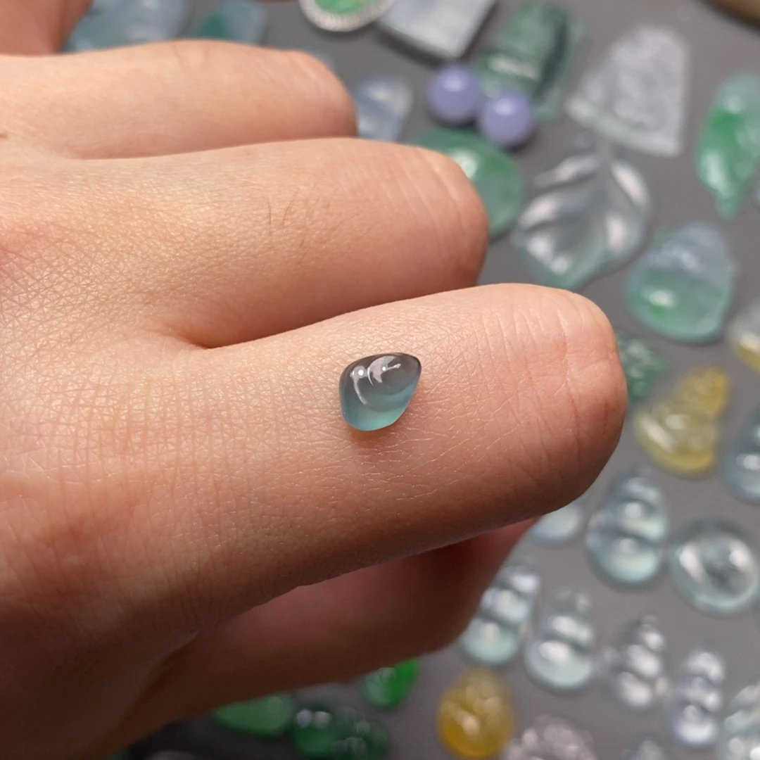 *****翡翠未镶嵌颈饰翡翠