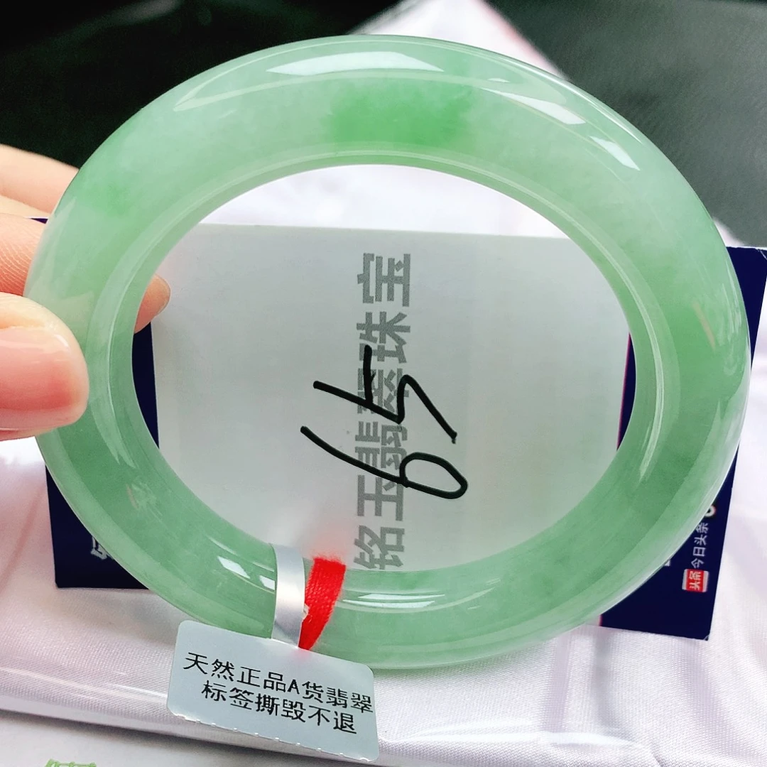 翡翠未镶嵌手镯缅甸天然a货翡翠手镯