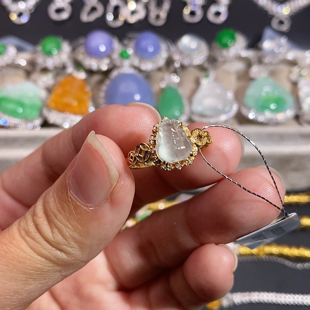 翡翠18K金镶嵌手链