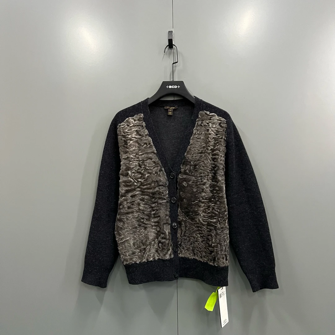 95新 LouisVuitton/路易威登 人造毛拼接针织开衫