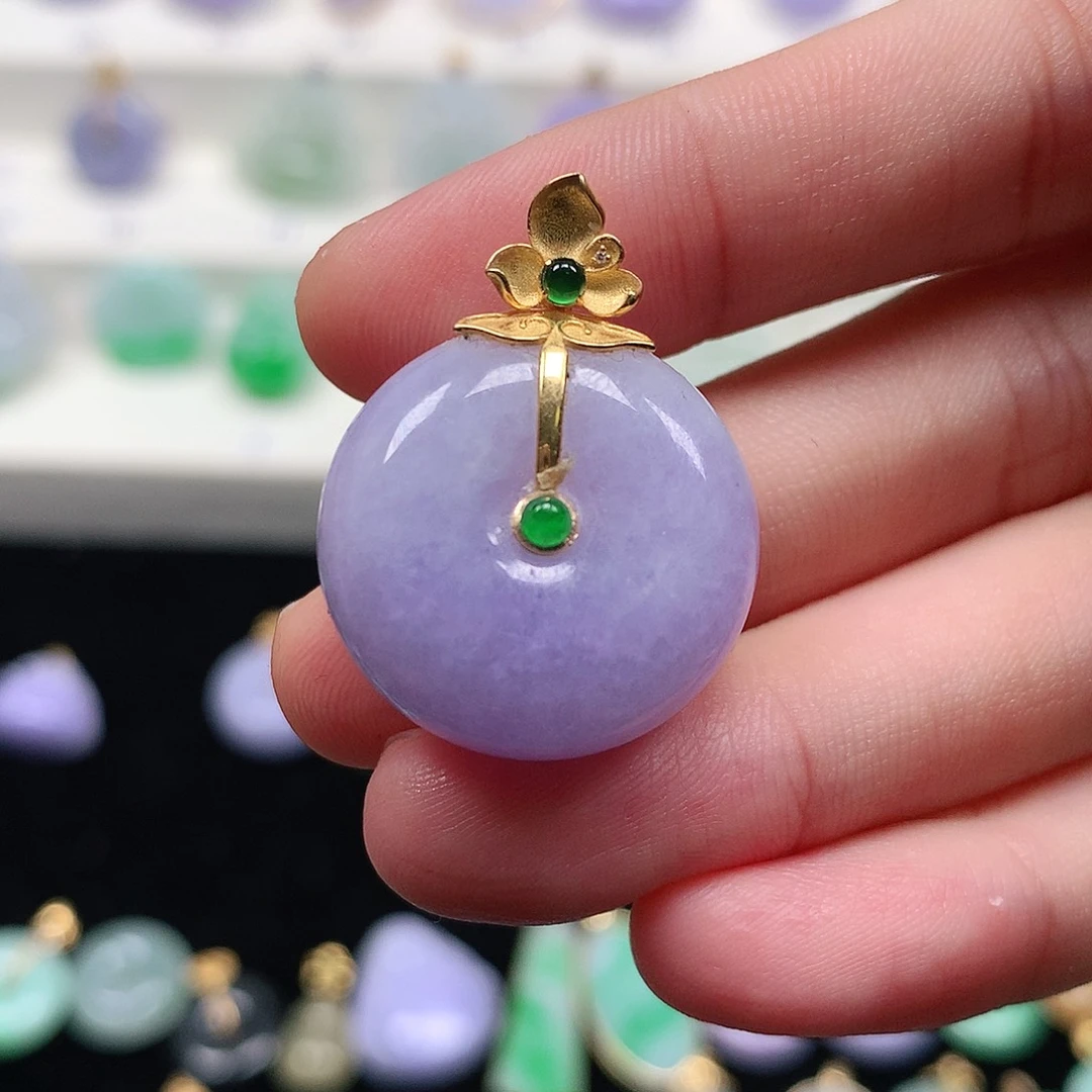 颈饰18K金镶嵌翡翠翡翠吊坠