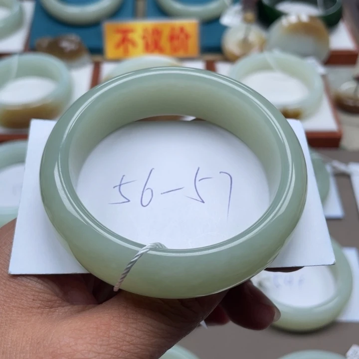未镶嵌手镯和田玉祝****装