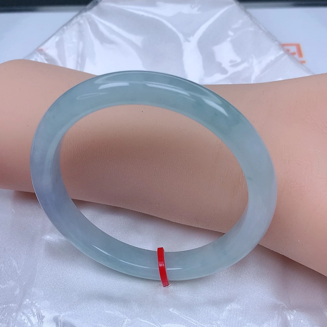 【闪购商品】未镶嵌手镯翡翠，56