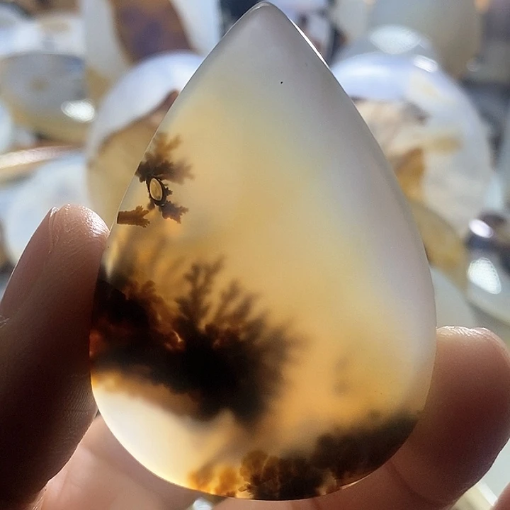 未镶嵌颈饰玛瑙/玉髓