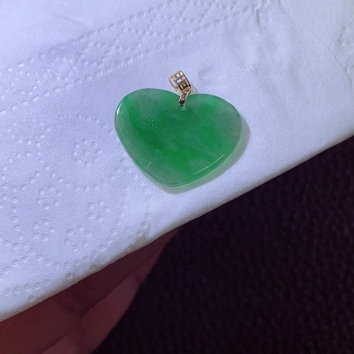 颈饰18K金镶嵌翡翠翡翠