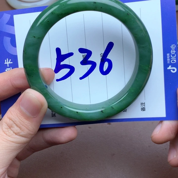 和田玉未镶嵌手镯59