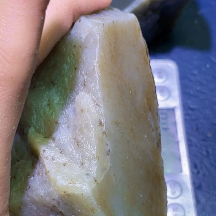 和田玉（糖玉）未镶嵌珠宝半成品