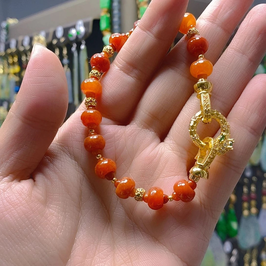 未镶嵌翡翠耳饰翡翠