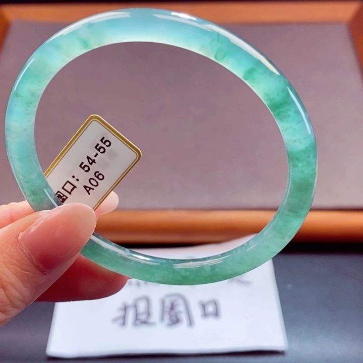 翡翠未镶嵌手镯翡翠手镯11