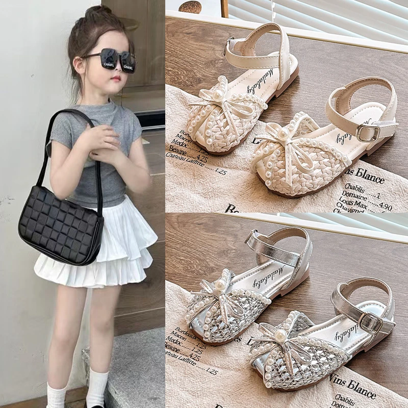 女童包头镂空编织凉鞋2025年夏季新款珍珠公主鞋韩版百搭沙滩鞋子