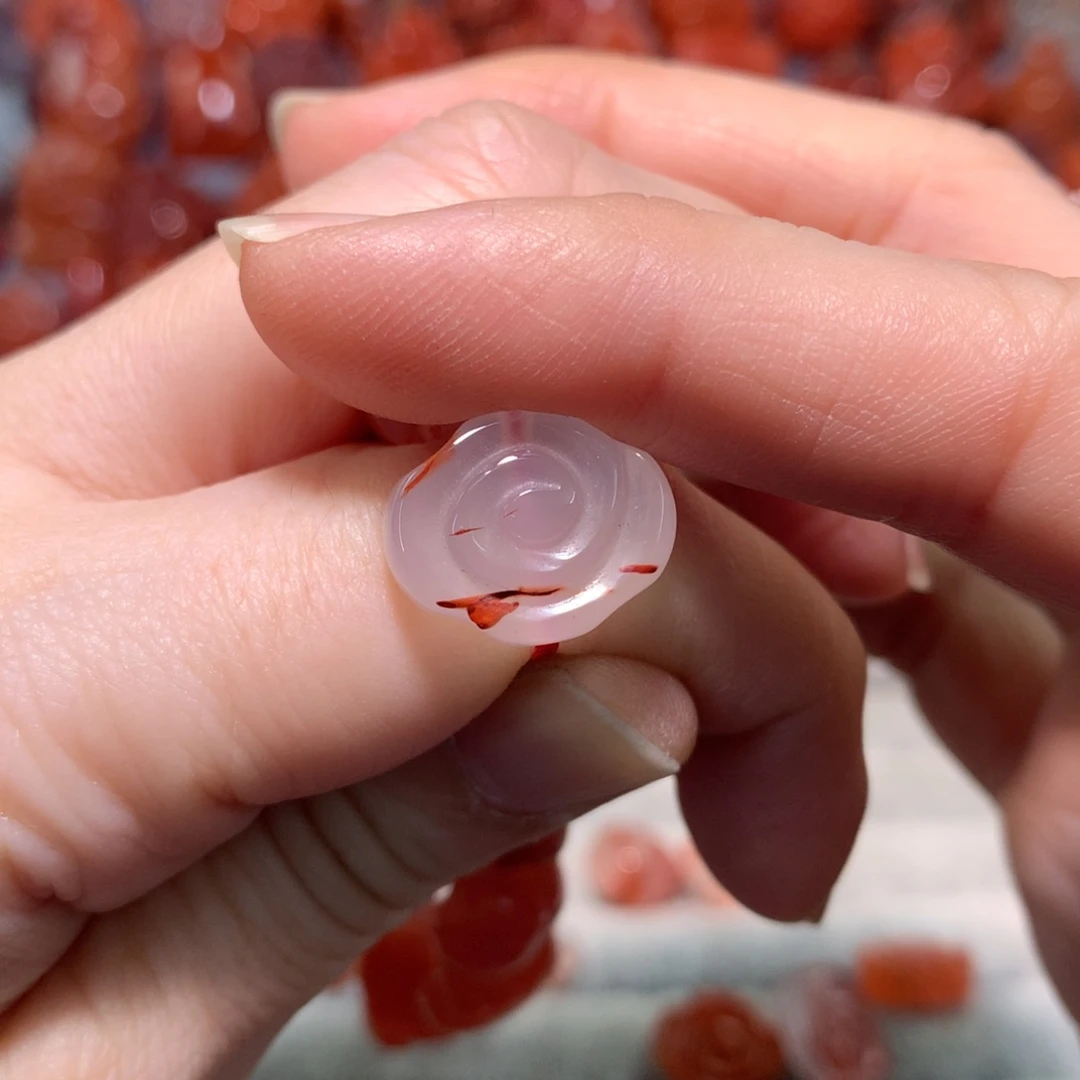 【闪购商品】未镶嵌冰飘背云南红玛瑙