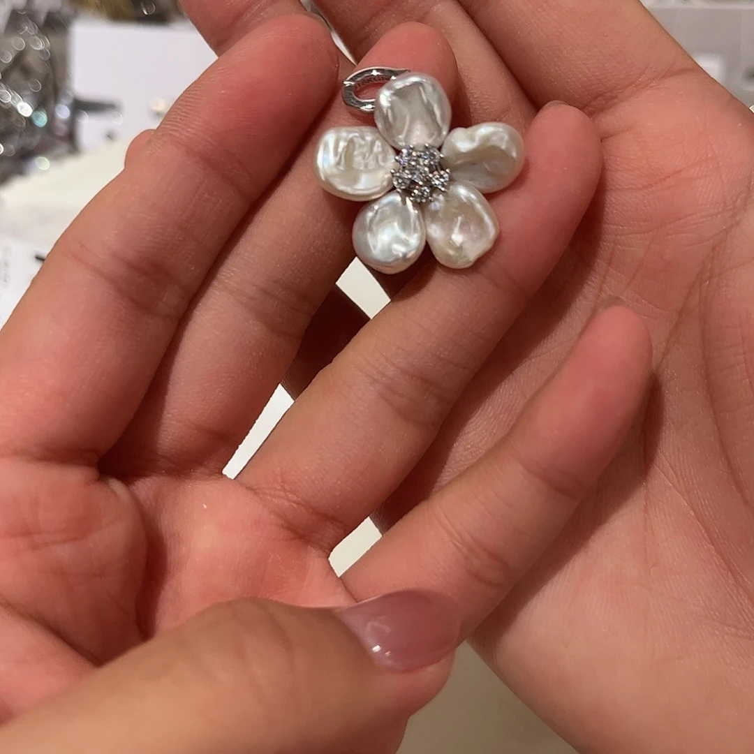 合金淡水珍珠耳饰